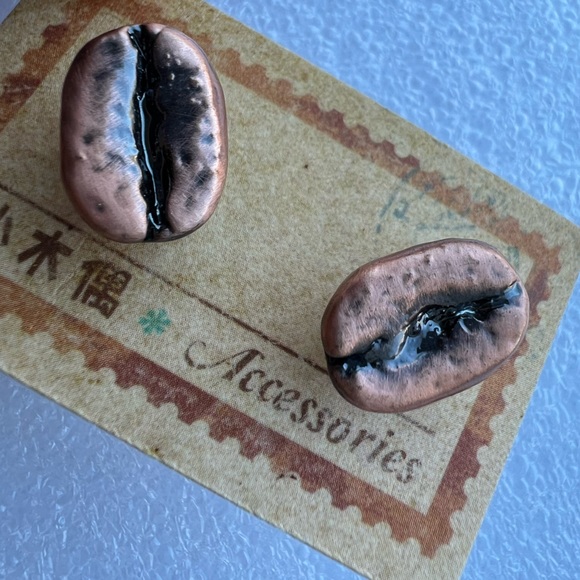 Coffee beans earring - Picture 2 of 2
